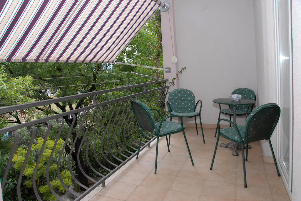 Apartments Natura Makarska Habitación foto